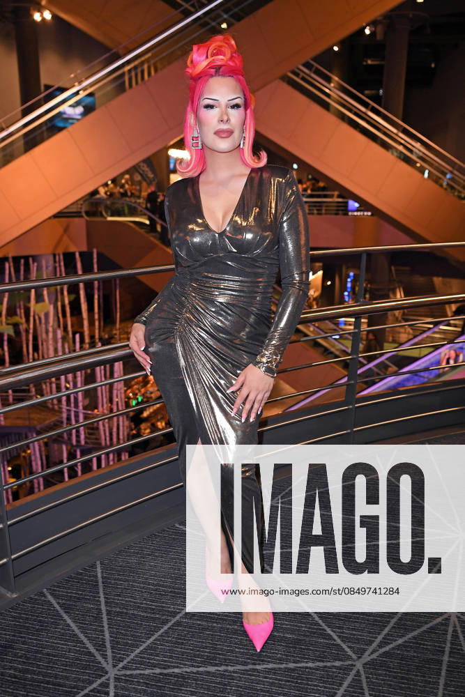 Raffaela Zollo Raffa s Plastic Life at the premiere of THE 50 season 3 by Prime Video at the Cinedom in Cologne on 05 03 2026