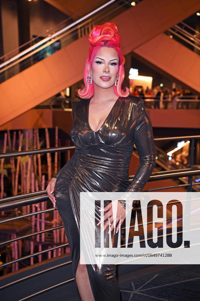 Raffaela Zollo Raffa s Plastic Life at the premiere of THE 50 season 3 by Prime Video at the Cinedom in Cologne on 05 03 2026