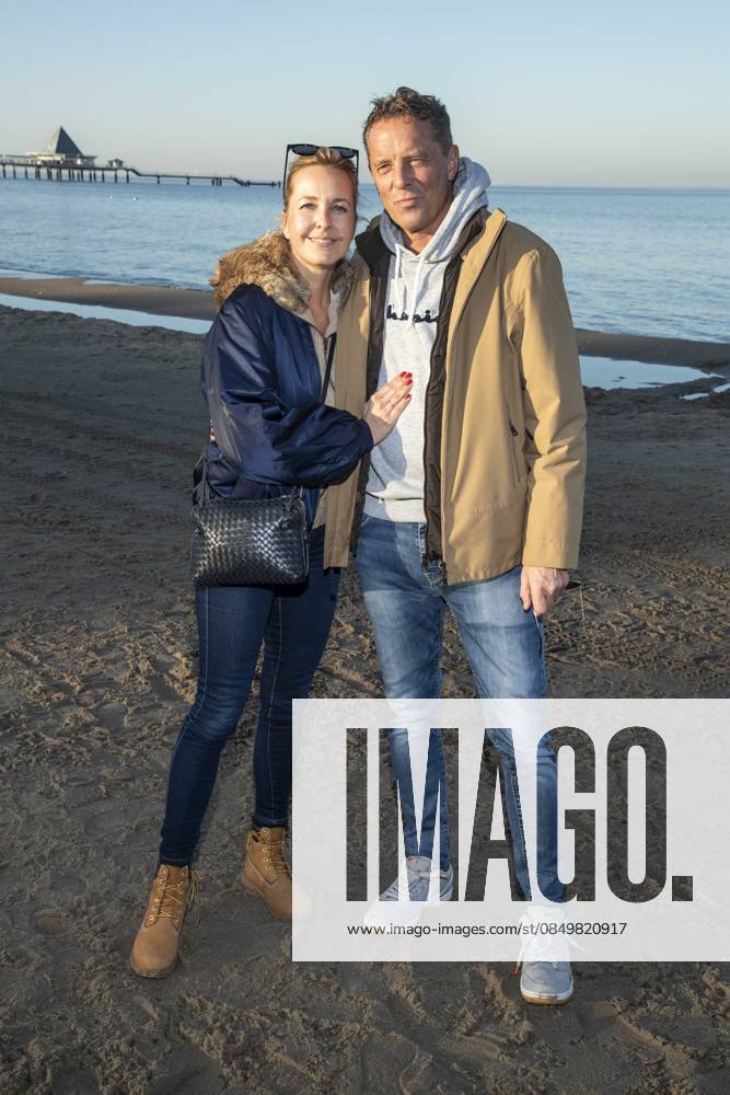 Abb Sandra Sophie Trauboth and Patrick Graf von Faber Castell as guests on the beach at the 10th anniversary of Baltic Lights 2026 celebrity charity sled dog race in aid of Welthungerhilfe on the Baltic Sea between the Ahlbeck and Heringsdorf sea bridges, Friday 06 03 2026 in Heringsdorf MV Germany