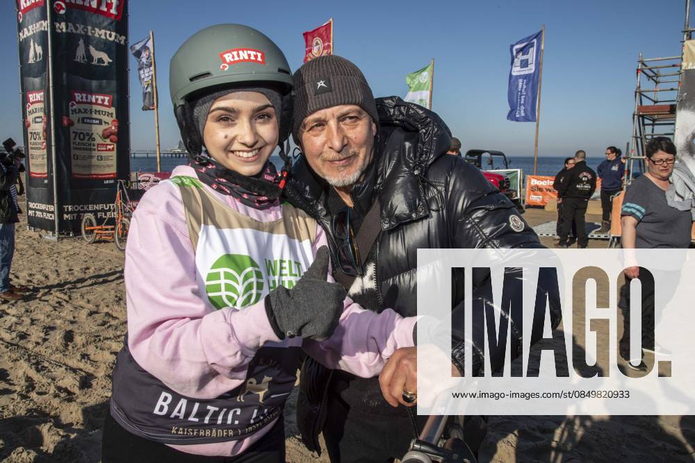Abb Amira Atalay and Erdogan Atalay father with daughter on the beach at 10 years Baltic Lights 2026 celebrity charity sled dog race in favor of Welthungerhilfe at the Baltic Sea between the Seebruecke Ahlbeck and the Seebruecke Heringsdorf , Friday 06 03 2026 in Heringsdorf MV Germany