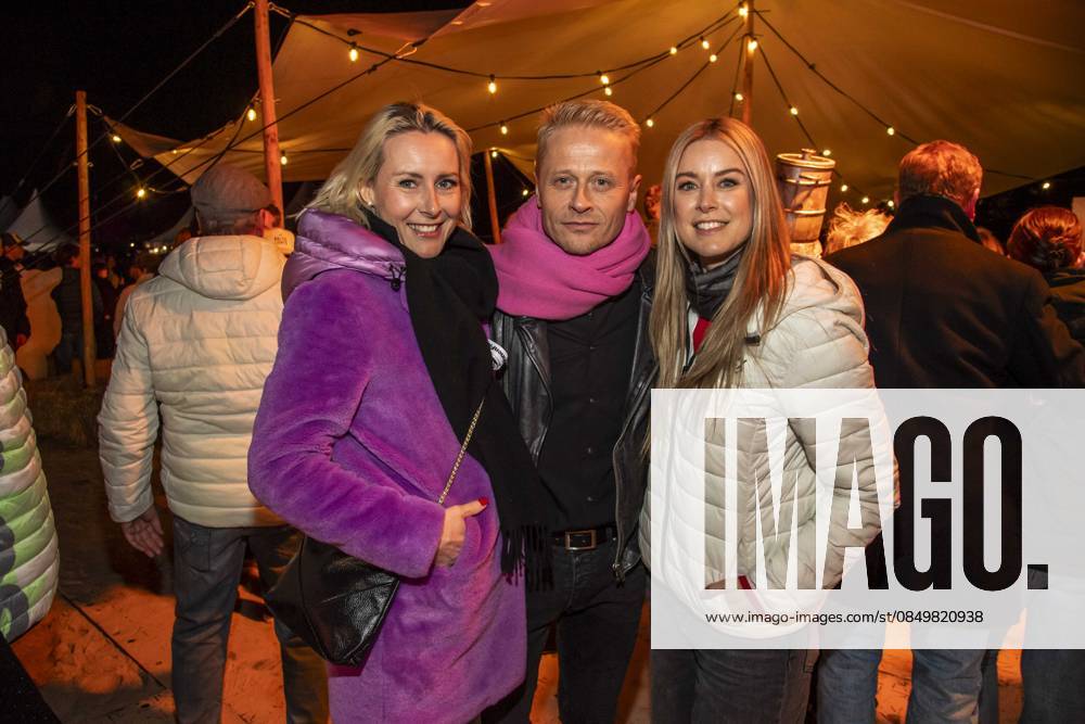 Abb Franziska Hippe, Roman Knizka and Nina Ensmann as guests on the beach at 10 years of Baltic Lights 2026 celebrity charity sled dog race in aid of Welthungerhilfe on the Baltic Sea between the Ahlbeck and Heringsdorf sea bridges, Friday 06 03 2026 in Heringsdorf MV Germany