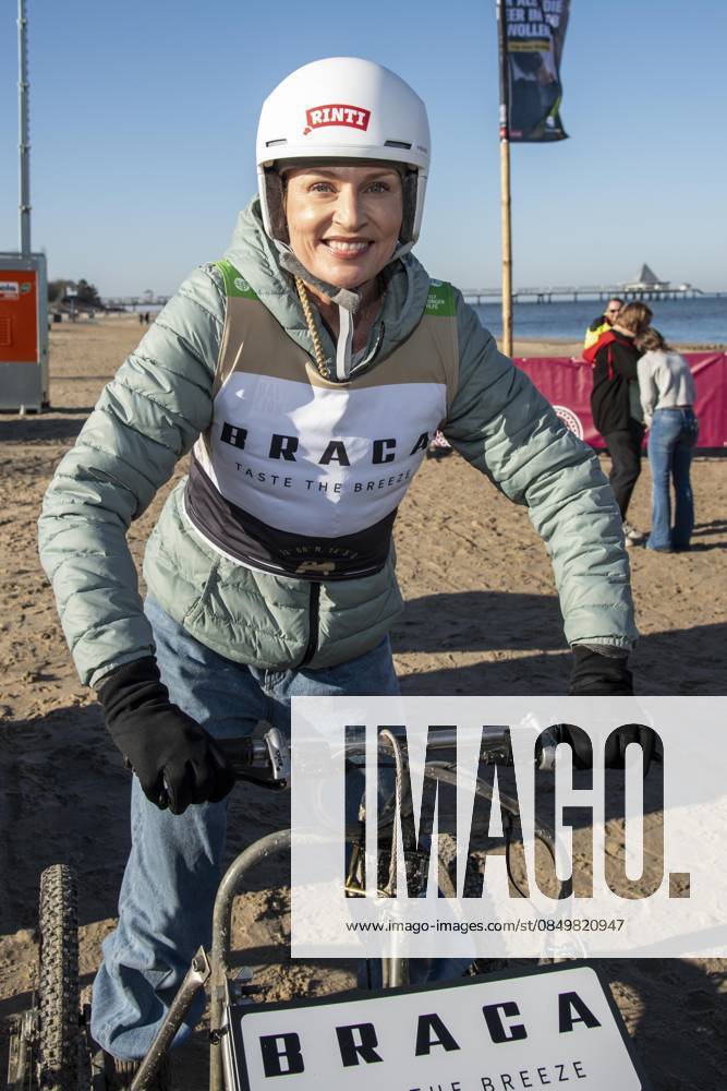 Abb Sanna Englund as a guest on the beach at the 10th anniversary of Baltic Lights 2026 celebrity charity sled dog race in aid of Welthungerhilfe on the Baltic Sea between the Ahlbeck sea bridge and the Heringsdorf sea bridge, Friday 06 03 2026 in Heringsdorf MV Germany