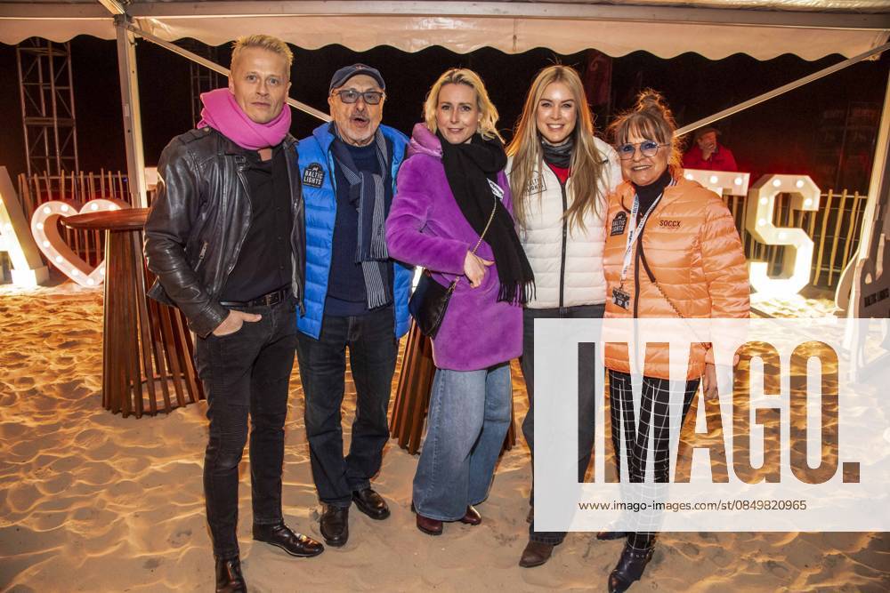 Abb Roman Knizka, Franziska Hippe, Nina Ensmann, Wolfgang Stumph and Christine Stumph as guests on the beach at 10 years of Baltic Lights 2026 celebrity charity sled dog race in aid of Welthungerhilfe on the Baltic Sea between the Ahlbeck sea bridge and the Heringsdorf sea bridge , Friday 06 03 2026 in Heringsdorf MV Germany
