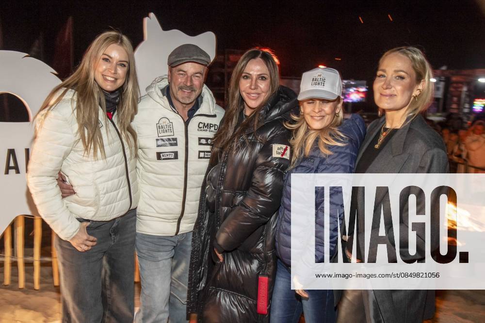 Abb Nina Ensmann, Till Demtroeder, Simone Thomalla, Anja Lanaeus and Janine Kunze as guests on the beach at 10 years of Baltic Lights 2026 celebrity charity sled dog race in aid of Welthungerhilfe on the Baltic Sea between the Ahlbeck sea bridge and the Heringsdorf sea bridge , Friday 06 03 2026 in Heringsdorf MV Germany