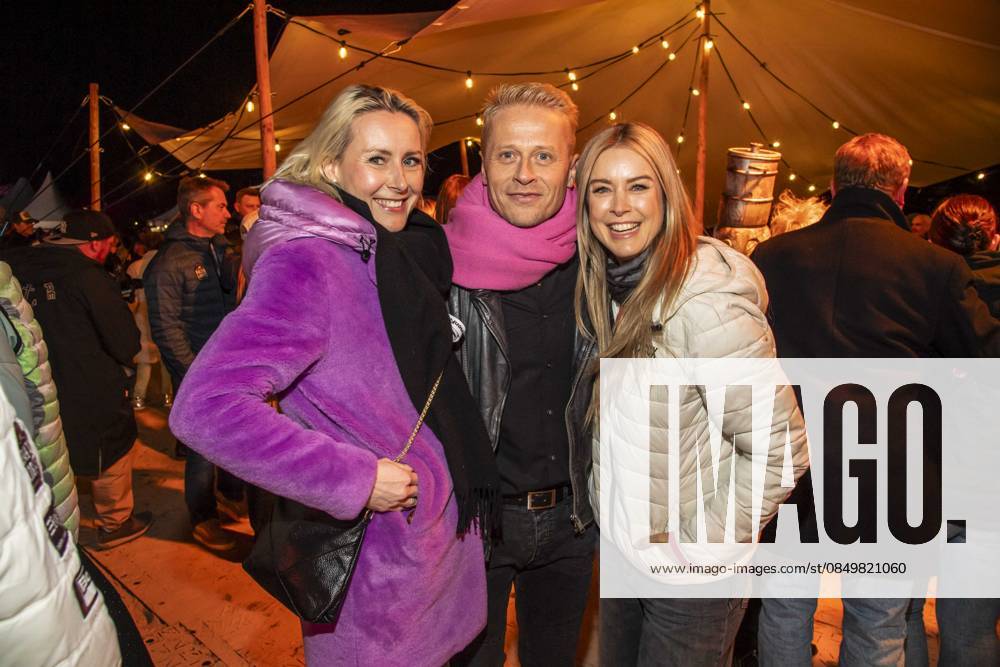 Abb Franziska Hippe, Roman Knizka and Nina Ensmann as guests on the beach at 10 years of Baltic Lights 2026 celebrity charity sled dog race in aid of Welthungerhilfe on the Baltic Sea between the Ahlbeck and Heringsdorf sea bridges, Friday 06 03 2026 in Heringsdorf MV Germany