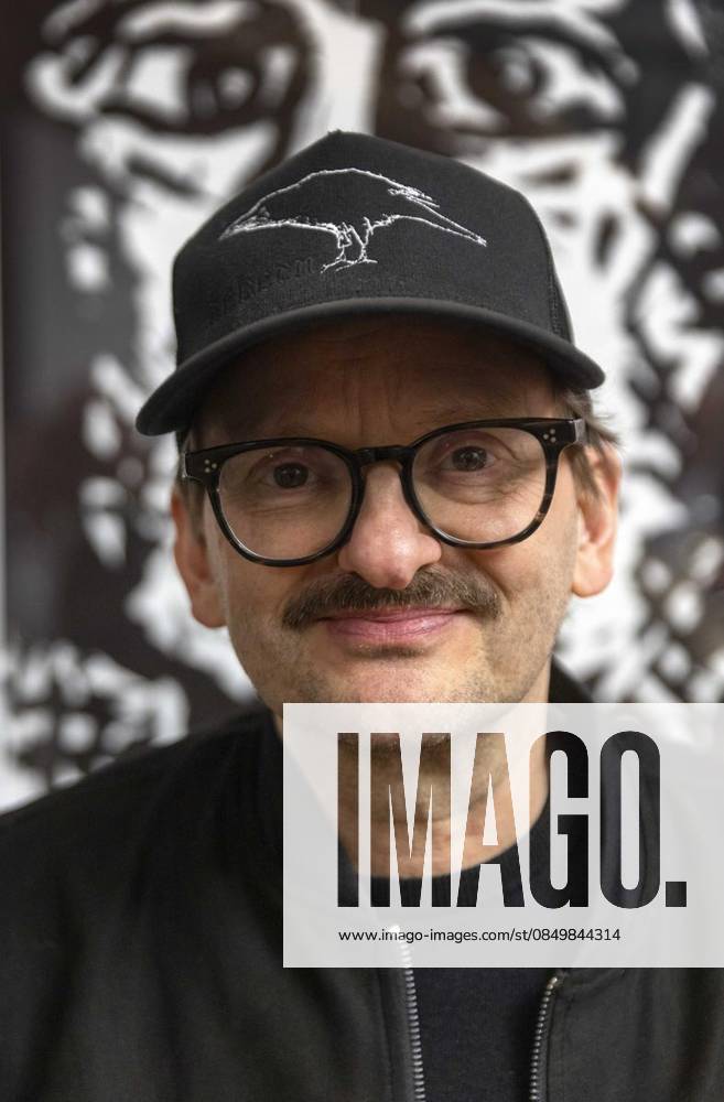 The actor and artist, Milan Peschel, The actor and artist, Milan Peschel, presents his own artistic works on Saturday, March 7, 2026 at a vernissage in the Kleine Affäre in Hattingen Blankenstein Germany NRW Hattingen Copyright WalterxFischer