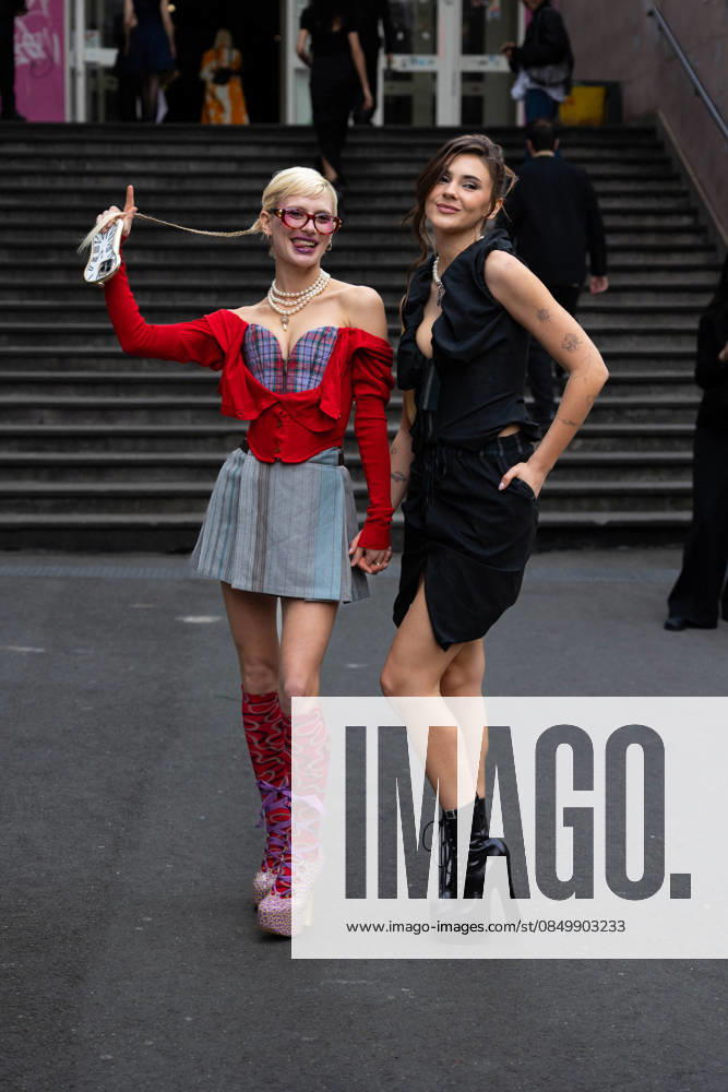 Stefanie Giesinger and Alli Neumann at the arrivals at the Vivienne Westwood Collection Prêt à Porter Automne Hiver 2026 2027 fashion show as part of Paris Fashion Week PFW at Grand Plateau, Paris, France, March 07, 2026 Thibault Duboucher Bestimage Arrivals at the Vivienne Westwood fashion show as part of Paris Fashion Week Fall 2026 held at Césure on March 07, 2026 in Paris, France Paris France