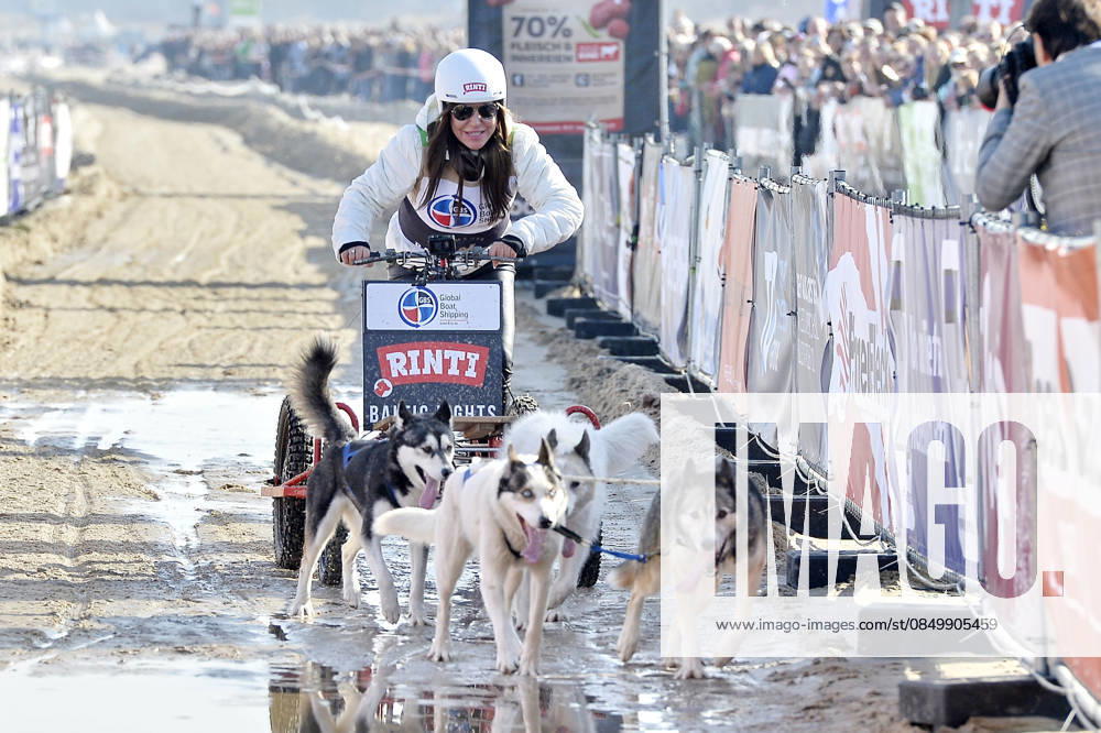 Simone Thomalla at the BALTIC LIGHTS 2026 Charity Schilttenhunderrennen in Heringsdorf on Usedom on 07 03 2026
