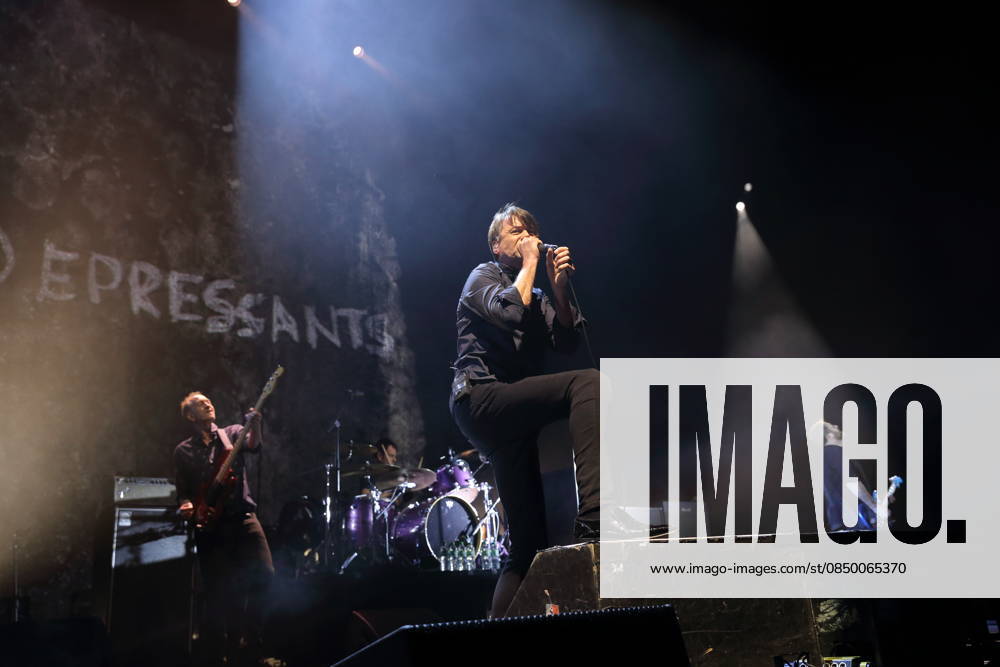 Mat Osman, Simon Gilbert, Brett Anderson and Richard Oakes, from left, from the band Suede at a concert at the Uber Eats Music Hall in Berlin, March 9, 2026 Suede concert Berlin