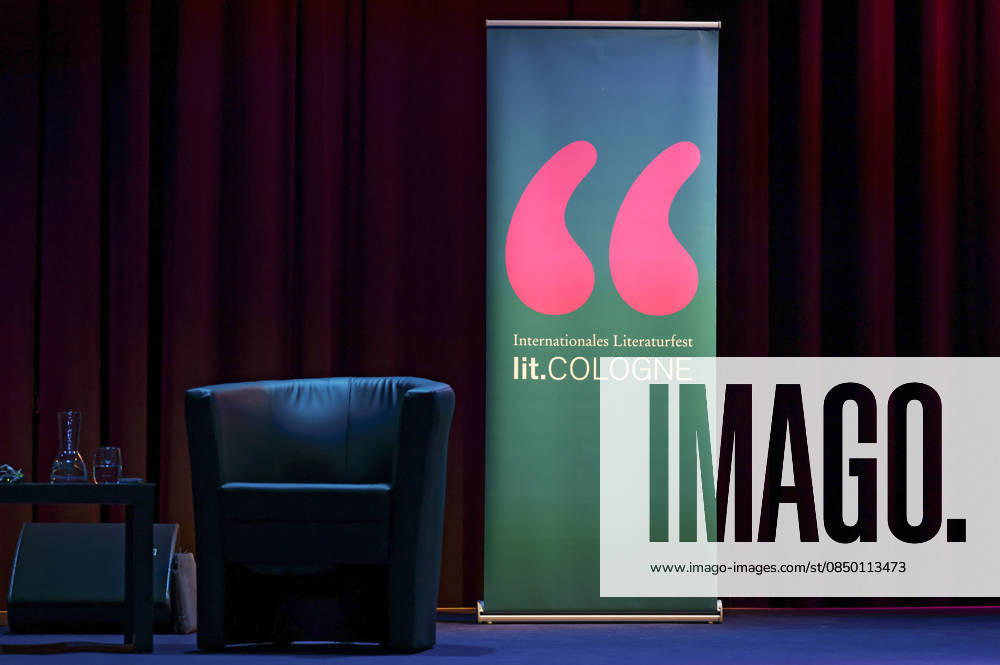 Logo of lit Cologne at the lit Cologne 2026 event lit Comedy at the Theater am Tanzbrunnen Cologne, 09 03 2026 Foto:xR.xSchmiegeltx xFuturexImagex comedy_6301