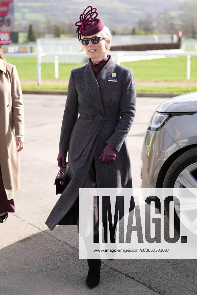 Ladies Day at Cheltenham Festival Zara Tindall attends Ladies Day at Cheltenham Festival, Cheltenham Racecourse, Cheltenham, Gloucestershire, UK, on the 11th March 2026 Picture by James Whatling Cheltenham Cheltenham Racecourse Gloucestershire United Kingdom WHA-0810