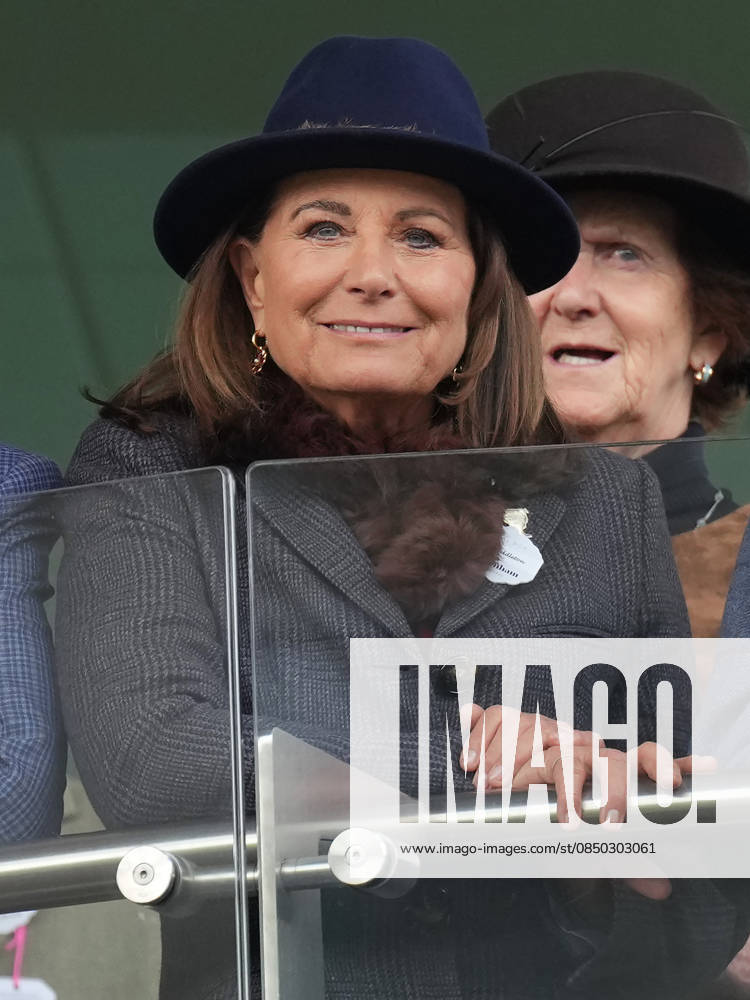 Ladies Day at Cheltenham Festival Ladies Day at Cheltenham Festival, Cheltenham Racecourse, Cheltenham, Gloucestershire, UK, on the 11th March 2026 Picture by James Whatling Cheltenham Cheltenham Racecourse Gloucestershire United Kingdom WHA-0810