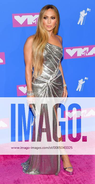 Jennifer Lopez arriving at the MTV Video Music Awards in New York City - Aug 20, 2018 - MTV Video Music Awards 2018, New York City New York United States Radio City Music Hall