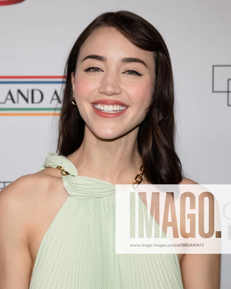 American actress CAYLEE COWAN, 27, attends the 20th Annual Oscar Wilde Awards green carpet. Los Angeles USA - ZUMAb173 20260312_aap_b173_007