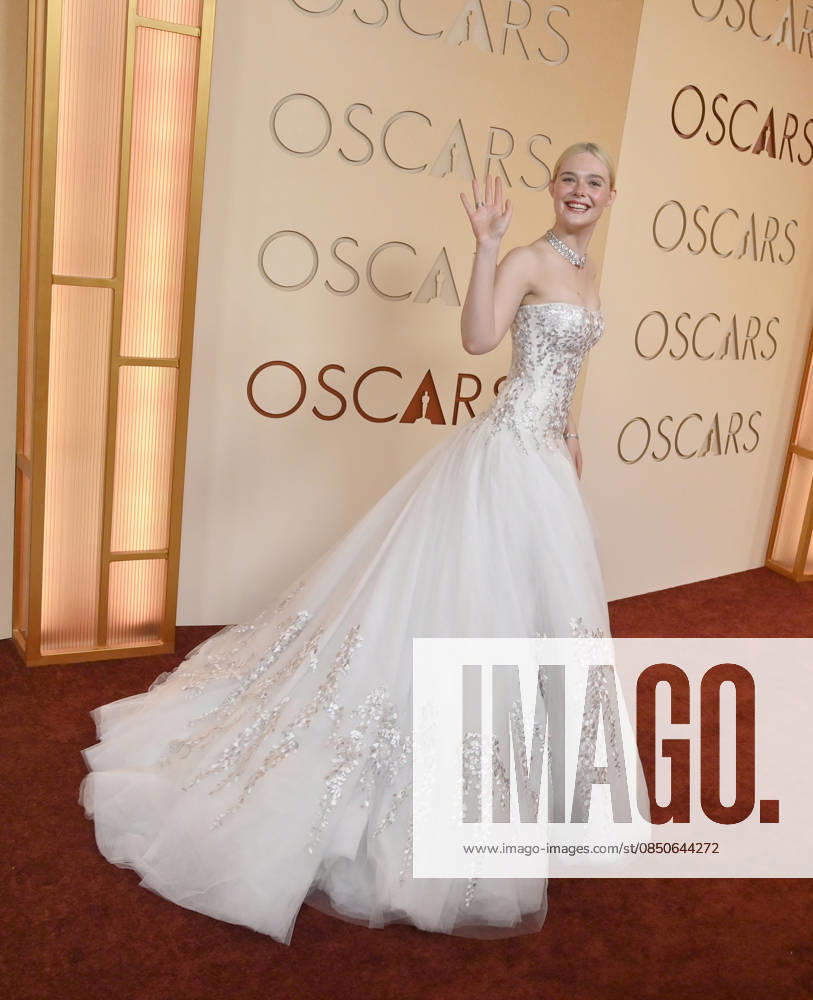 Elle Fanning arrives on the red carpet for the 98th annual Academy Awards in the Hollywood section of Los Angeles on Sunday, March 15, 2026. Conan O Brien will host the Oscars for the second consecutive year. LAP20260315192 JIMxRUYMEN