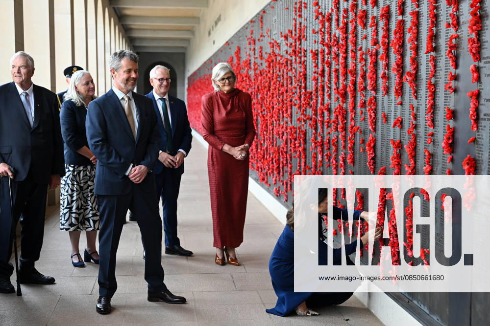 DENMARK ROYALS AUSTRALIA VISIT, Denmark s Queen Mary places a poppy at the Roll of Honour during a visit to the Australian War Memorial in Canberra, Monday, March 16, 2026. ( POOL CANBERRA AUSTRALIAN CAPITAL TERRITORY AUSTRALIA