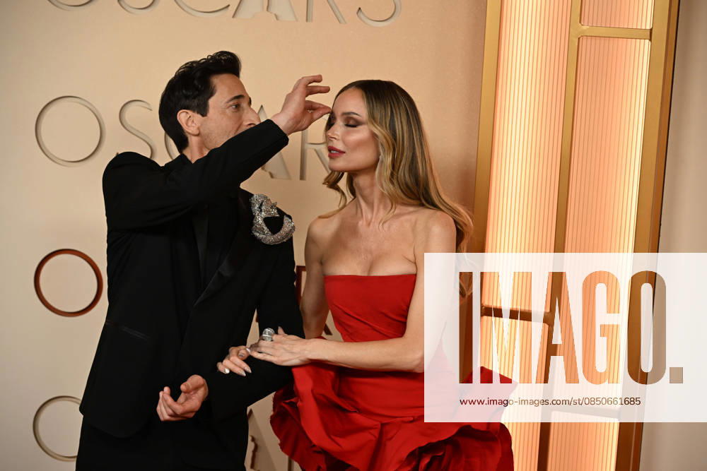 ADRIEN BRODY AND GEORGINA CHAPMAN during red carpet arrivals for the 98th Academy Awards, presented by the Academy of Motion Picture Arts and Sciences (AMPAS), at the Dolby Theatre in Hollywood. Los Angeles USA - ZUMAz03_ 20260315_abp_z03_100