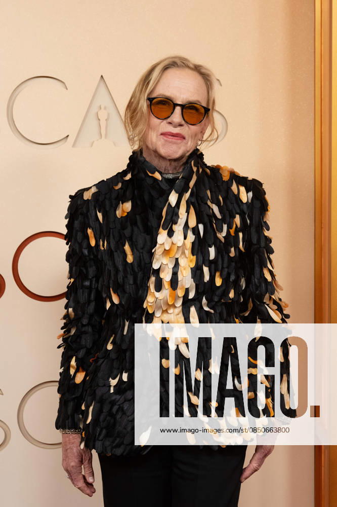 Amy Madigan arrives on the red carpet of the 98th OscarsÂ® at the DolbyÂ® Theatre at Ovation Hollywood on Sunday, March 15, 2026. Los Angeles CA USA 35008557PLX