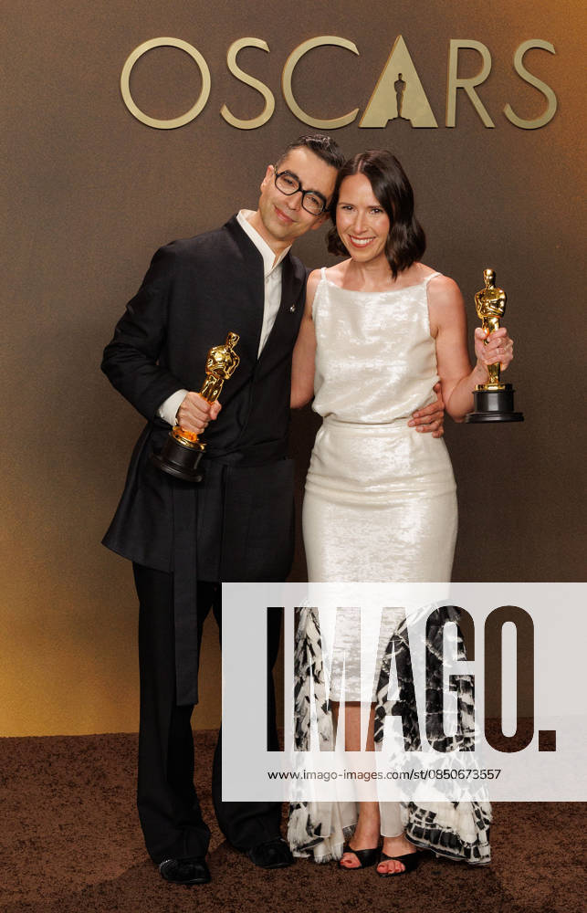 (L-R) Alexandre Singh and Natalie Musteata, winners of the Best Live Action Short Film Award for â€oeTwo People Exchanging Salivaâ€Â, pose in the press room of the 98th Annual Academy Awards on Sunday March 15, 2026 at the Dolby Theater in Hollywood, California. PRENSA INTERNACIONAL Hollywood USA - ZUMAp124 20260315_zaa_p124_302