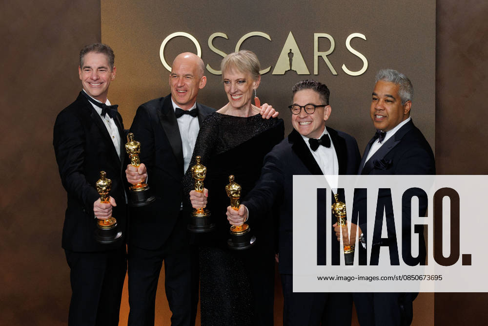 (L-R) Al Nelson, Gareth John, Gwendolyn Yates Whittle, Gary Rizzo and Juan Peralta, winners of the Best Sound Award for â€oeF1â€Â, pose in the press room of the 98th Annual Academy Awards on Sunday March 15, 2026 at the Dolby Theater in Hollywood, California. PRENSA INTERNACIONAL Hollywood USA - ZUMAp124 20260315_zaa_p124_329