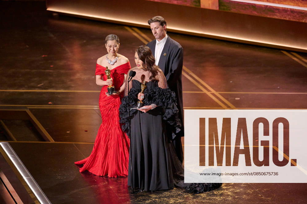 98th Oscars, Academy Awards Maggie Kang, Michelle Wong and Chris Appelhans accept the Oscar for Animated Feature Film during the 98th Oscars at the Dolby Theatre at Ovation Hollywood on Sunday, March 15, 2026., Credit:Wally Skalij The Academy Avalon United States of America, CA, Hollywood, Dolby Theater