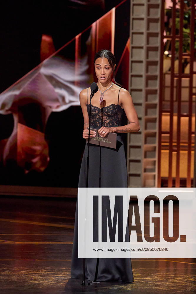 98th Oscars, Academy Awards Zoë Saldana presents the Oscar for Actress in a Supporting Role during the 98th Oscars at the Dolby Theatre at Ovation Hollywood on Sunday, March 15, 2026., Credit:SS Avalon United States of America, CA, Hollywood, Dolby Theater