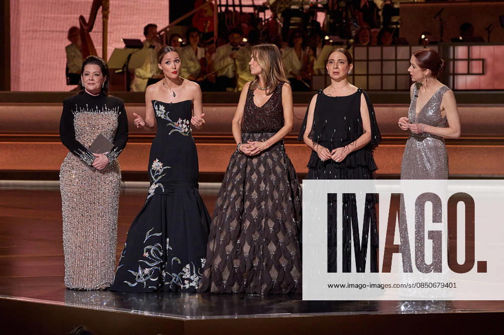 Melissa McCarthy, Rose Byrne, Kristen Wiig, Maya Rudolph, and Ellie Kemper present the Oscar for Sound during the 98th Oscars at the Dolby Theatre at Ovation Hollywood on Sunday. Hollywood USA - ZUMAz03_ 20260315_zah_z03_084