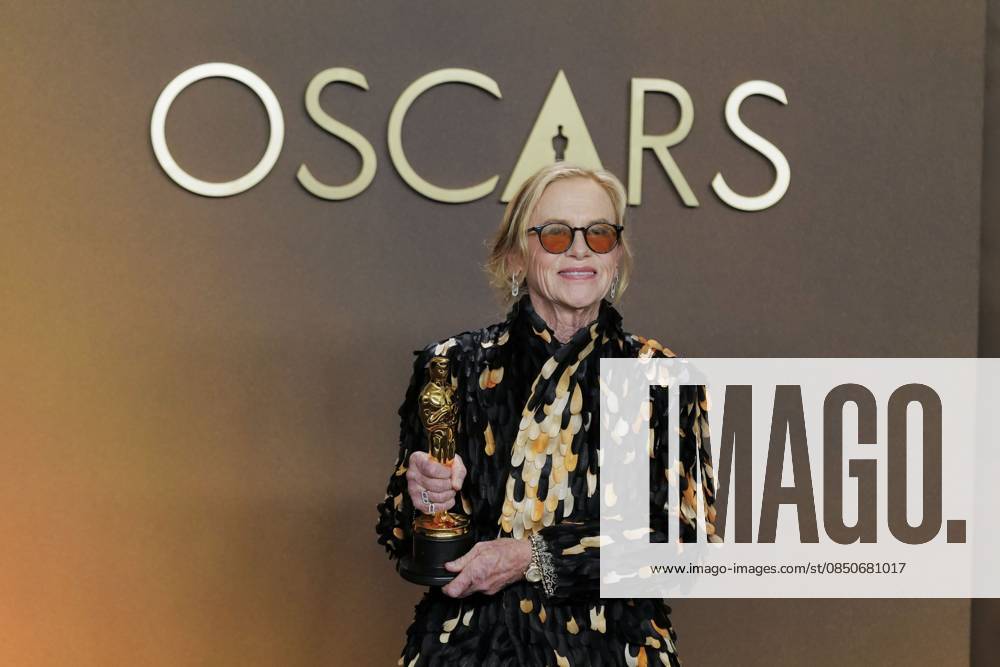 Amy Madigan in the press room for The 98th Academy Awards - Press Room, Dolby Theatre at Ovation Hollywood, Los Angeles, CA, March 15, 2026. Photo By: Elizabeth Goodenough Everett Collection The 98th Academy Awards - Press Room PUBLICATIONXNOTxINxCANxCHNxFRAxITAxJPNxNORxPOLxRUSxESPxUKxUSA