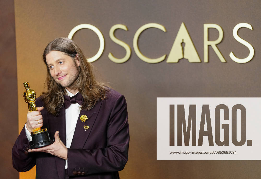 Best Original Score Oscar winner Ludwig Goransson of Sinners celebrates in the press photo room during the 98th annual Academy Awards in the Hollywood section of Los Angeles on Sunday, March 15, 2026. LAP2026031542755 BONNIExCASH