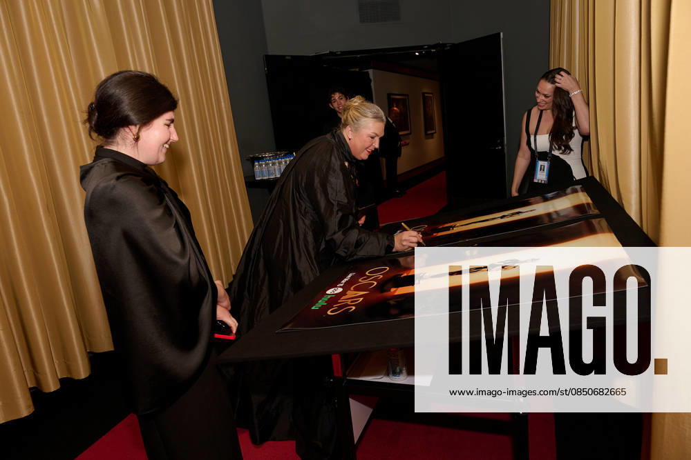98th Oscars, Academy Awards Kate Hawley backstage during the live 98th Oscars at the Dolby Theatre at Ovation Hollywood in Los Angeles, CA, on Sunday, March 15, 2026., Credit:Robert Gladden The Academy Avalon United States of America, CA, Hollywood, Dolby Theater