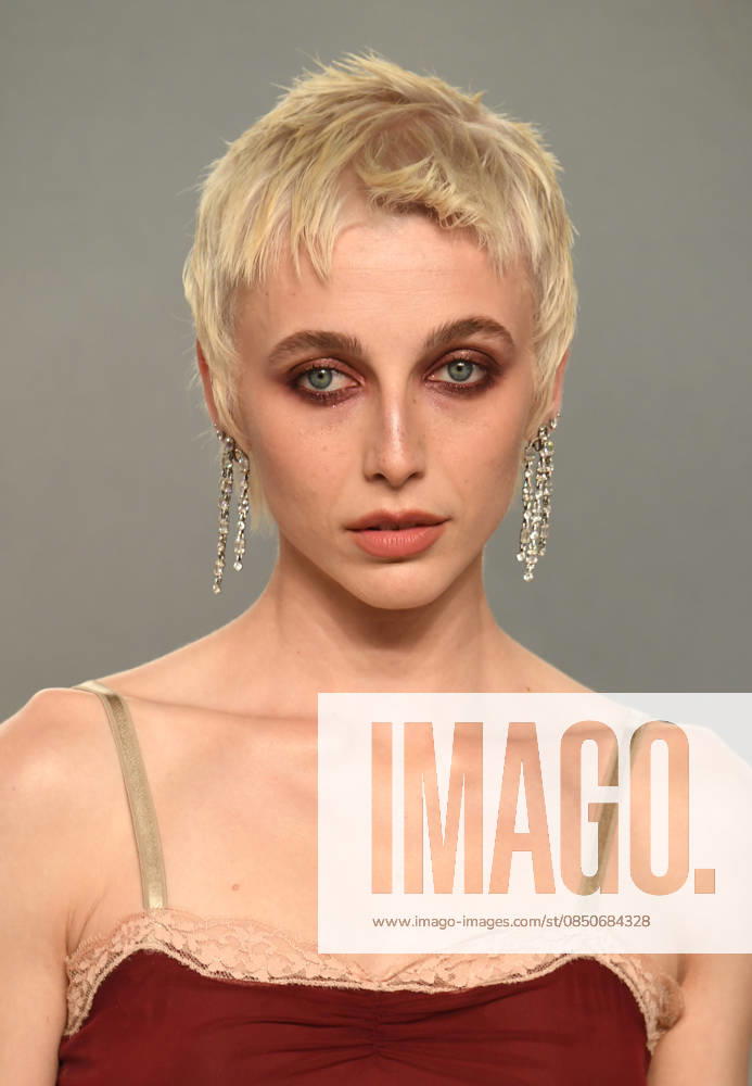 LOS ANGELES, CALIFORNIA - MARCH 15:Emma Chamberlain at the 2026 Vanity Fair Oscar Party Hosted By Mark Guiducci at Los Angeles County Museum of Art on March 15, 2026 in Los Angeles, California