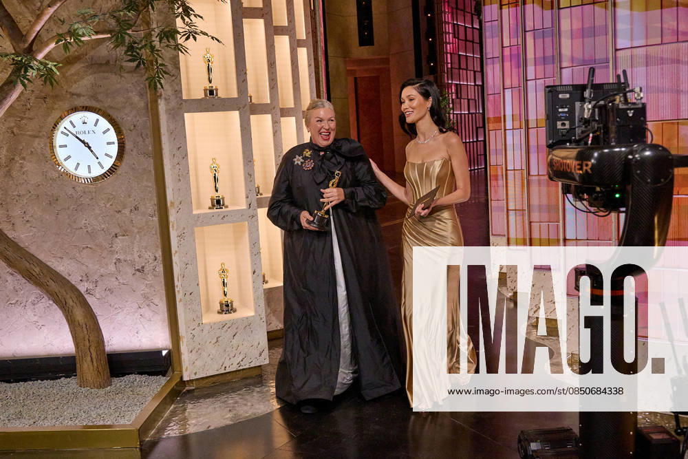 98th Oscars, Academy Awards Kate Hawley backstage after winning the Oscar for Costume Design during the 98th Oscars at Dolby Theatre at Ovation Hollywood on Sunday, March 15, 2026., Credit:SS Avalon United States of America, CA, Hollywood, Dolby Theater