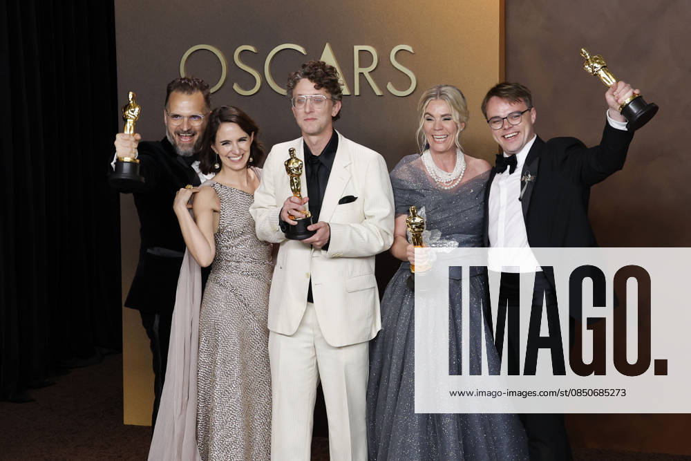 (L-R) Radovan Sibrt, AlAÂ¾bÄºta KaroÂ¡skovoÂ¡, David Borenstein, Pavel Talankin and Helle Faber in the press room of the 98th Annual Academy Awards on Sunday March 15, 2026 at the Dolby Theater in Hollywood, California. BURT HARRIS BNS PI Hollywood USA - ZUMAp124 20260315_zaa_p124_436