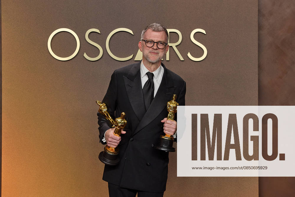 98th Oscars, Academy Awards Paul Thomas Anderson backstage during the live 98th Oscars at the Dolby Theatre at Ovation Hollywood in Los Angeles, CA, on Sunday, March 15, 2026., Credit:Etienne Laurent The Academy Avalon United States of America, CA, Hollywood, Dolby Theater