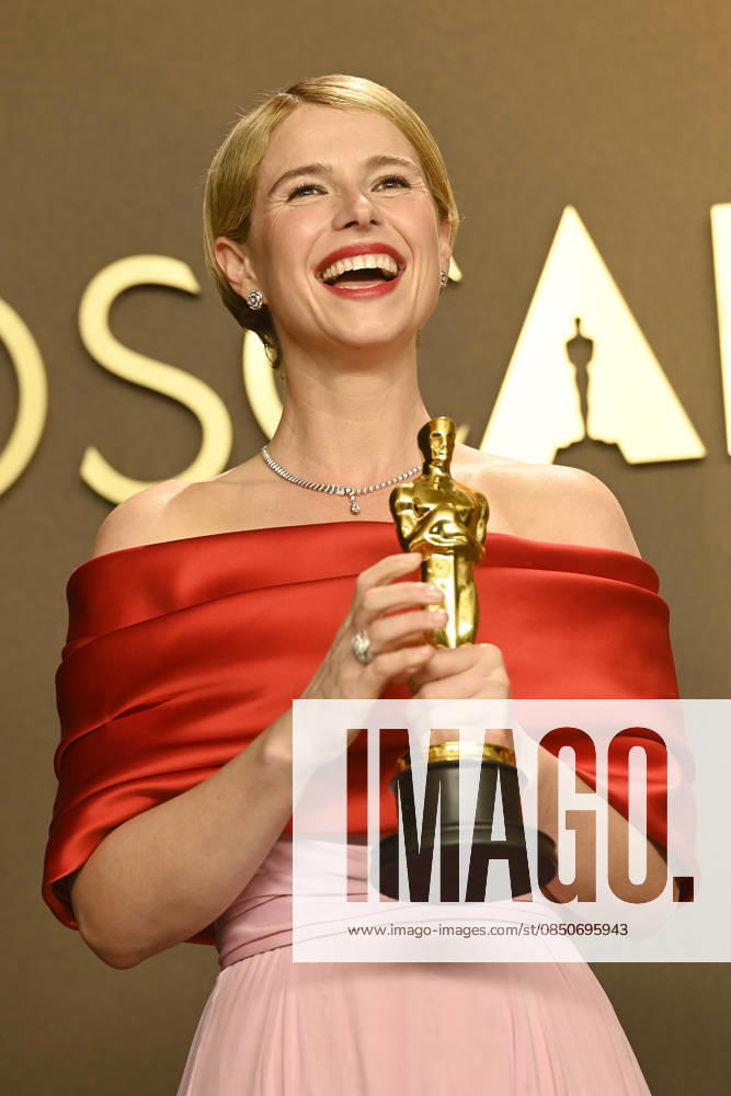 Winners in the press room of the 98th Academy Awards at Dolby Thetre in Los Angeles Featuring: Jessie Buckley Where: Los Angeles, California, United States When: 15 Mar 2026 Credit: Valerie Goodloe MediaPunch INSTARimages . NOT FOR USE BY NEWSPAPERS BASED IN THE UK.