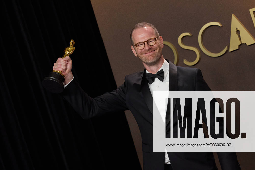 98th Oscars, Academy Awards Joachim Trier poses backstage with the Oscar for International Feature Film during the 98th Oscars at Dolby Theatre at Ovation Hollywood on Sunday, March 15, 2026., Credit:Etienne Laurent The Academy Avalon United States of America, CA, Hollywood, Dolby Theater