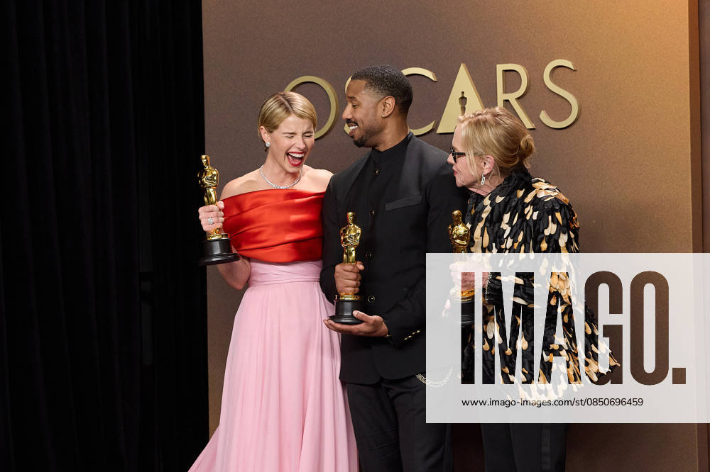 Jessie Buckley, Michael B. Jordan and Amy Madigan pose backstage with the Oscar for Actor in a Leading Role during the 98th Oscars at DolbyÂ¨ Theatre at Ovation Hollywood on Sunday. Hollywood USA - ZUMAz03_ 20260316_zah_z03_011