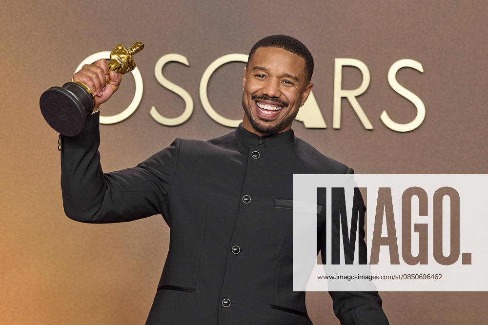 Michael B. Jordan poses backstage with the Oscar for Actor in a Leading Role during the 98th Oscars¨ at Dolby Theatre at Ovation Hollywood on Sunday. Hollywood USA - ZUMAz03_ 20260316_zah_z03_013