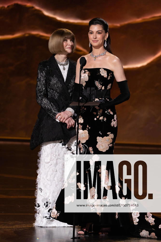 98th Oscars, Academy Awards Dame Anna Wintour and Anne Hathaway present the Oscar for Makeup and Hairstyling during the 98th Oscars at the Dolby Theatre at Ovation Hollywood on Sunday, March 15, 2026., Credit:Avalon.red Avalon United States of America, CA, Hollywood, Dolby Theater