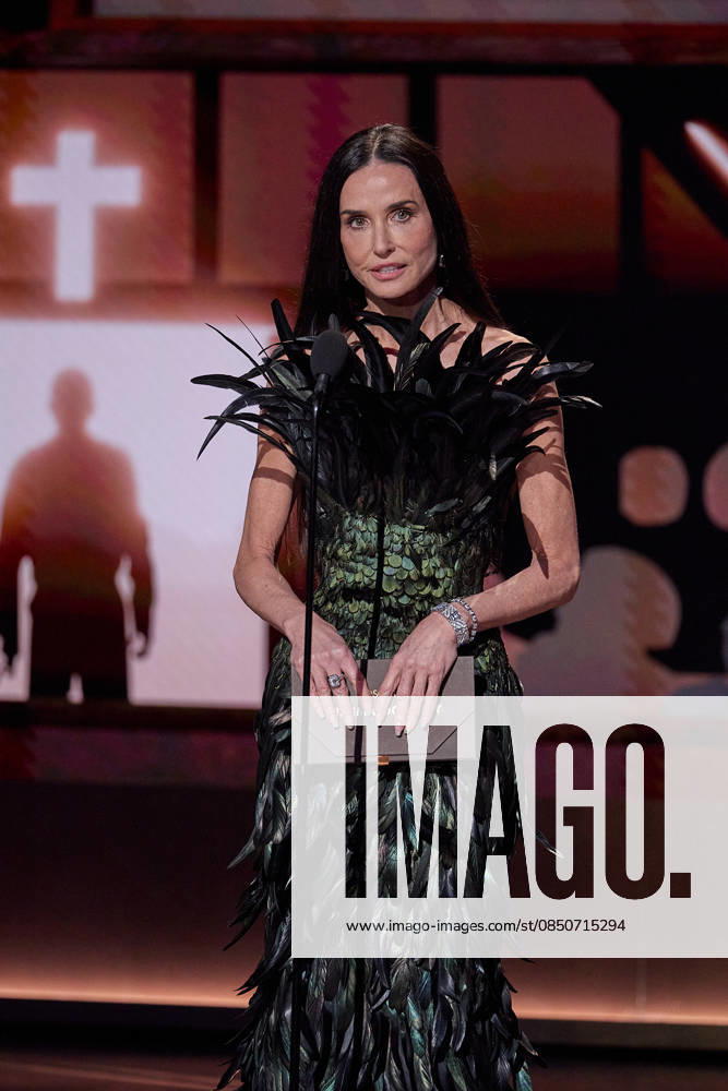 98th Oscars, Academy Awards Demi Moore presents the Oscar for Cinematography during the 98th Oscars at the Dolby Theatre at Ovation Hollywood on Sunday, March 15, 2026., Credit:Avalon.red Avalon United States of America, CA, Hollywood, Dolby Theater