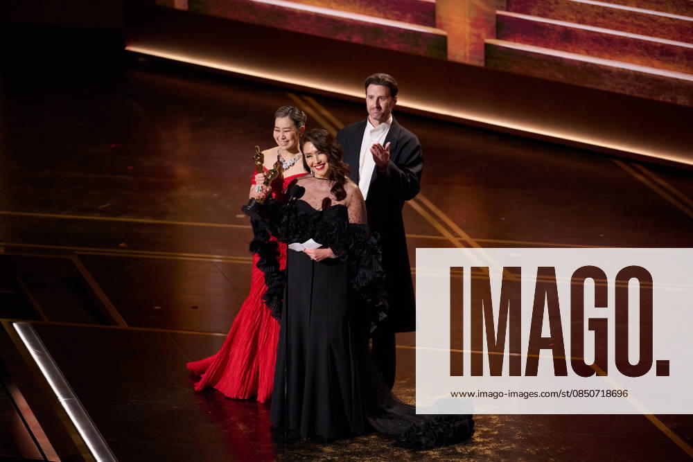 98th Oscars, Academy Awards Chris Appelhans, Maggie Kang, and Michelle Wong accept the Oscar for Animated Feature Film during the 98th Oscars at the Dolby Theatre at Ovation Hollywood on Sunday, March 15, 2026., Credit:Avalon.red Avalon United States of America, CA, Hollywood, Dolby Theater