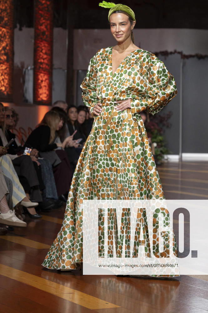 Telier Couture Fashion Week Madrid in Spain - 17 Mar 2026 A model walks the runway wearing a design by atelier couture during Fashion Week de Madrid in Fabric de Tapices. Madrid Spain
