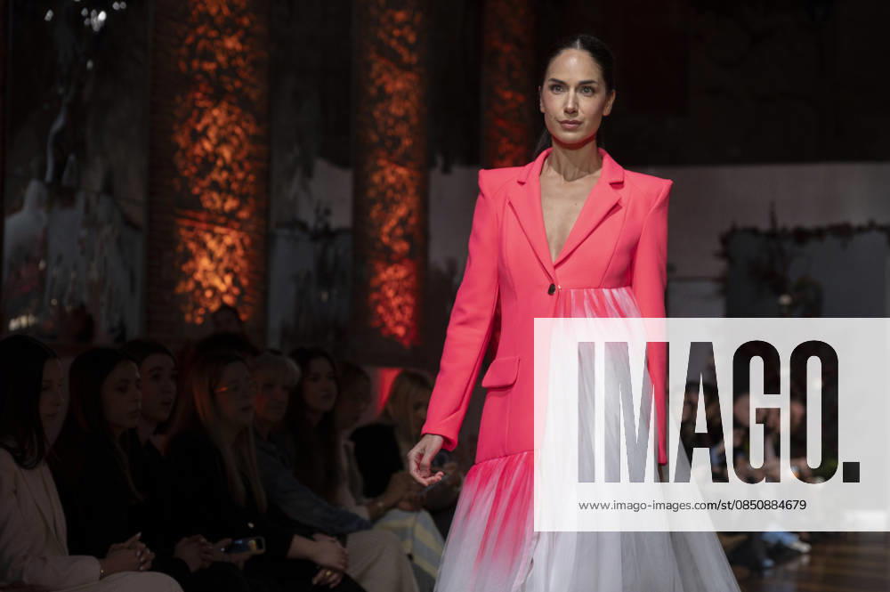 Telier Couture Fashion Week Madrid in Spain - 17 Mar 2026 A model walks the runway wearing a design by atelier couture during Fashion Week de Madrid in Fabric de Tapices. Madrid Spain