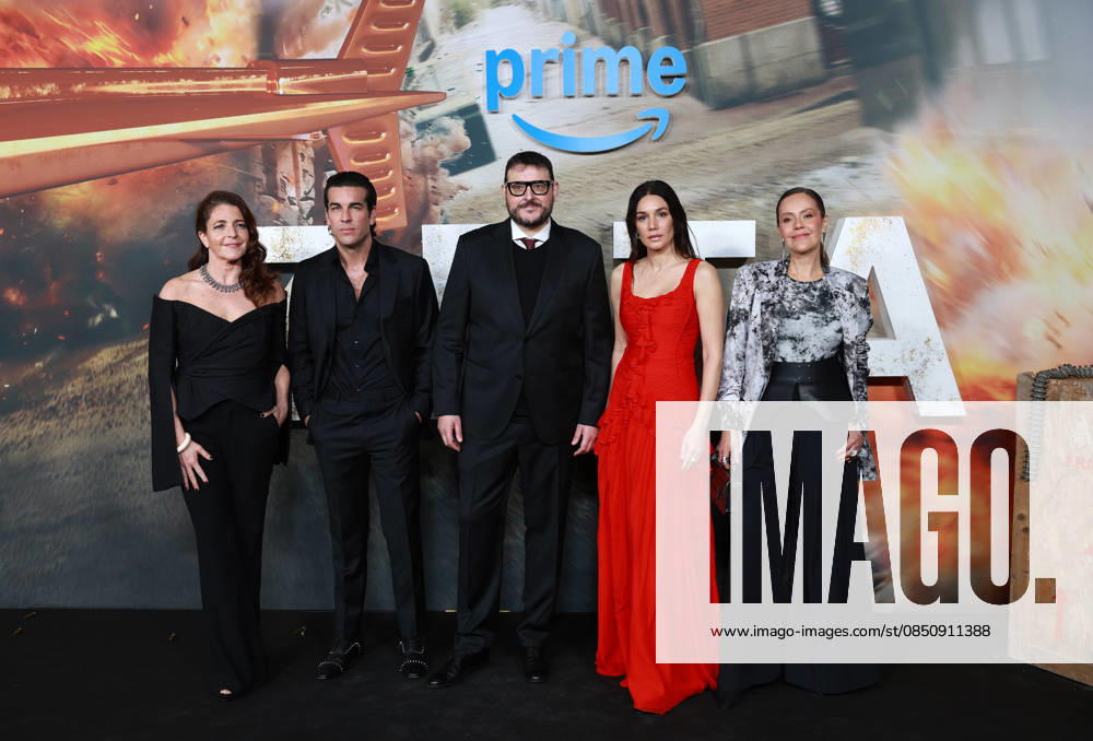 Premiere of Prime Videos new original movie, Zeta Nora Navas, Mario Casas, Mariela Garriga, Cristina Umana and Dani de la Torre during the premiere of Zeta, Prime Videos new original movie, at Cines Callao, on March 17, 2026, in Madrid Spain Prime Video premieres on March 20 worldwide its new original feature film, Zeta, a Spanish production, one of the most ambitious of the year for Amazons platform, directed by Dani de la Torre.