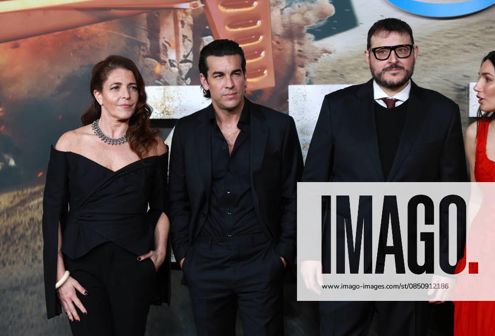 Premiere of Prime Videos new original feature film, Zeta Nora Navas, Mario Casas and Dani de la Torre during the premiere of Zeta, Prime Videos new original feature film, at the Cines Callao, on March 17, 2026, in Madrid Spain Prime Video premieres its new original feature film, Zeta, one of the most ambitious Spanish productions of the year for Amazons platform, directed by Dani de la Torre, on March 20th in Madrid Spain.