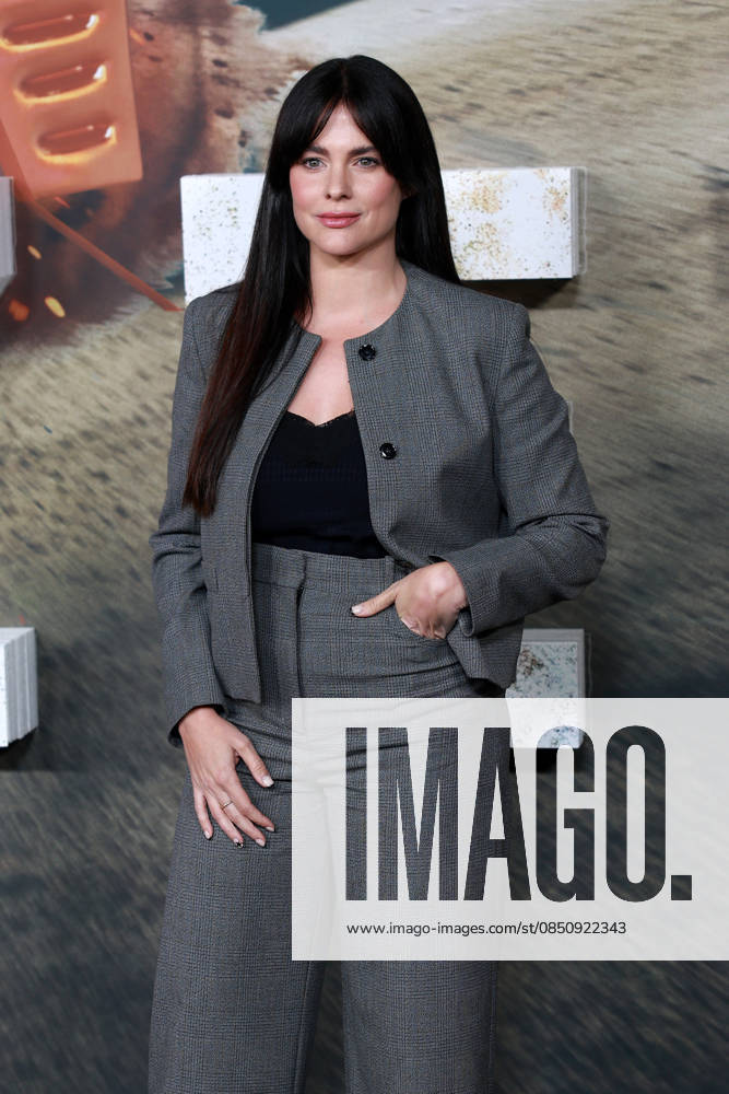 Premiere of Prime Videos new original movie, Zeta Cristina Abad during the premiere of Zeta, Prime Videos new original movie, at the Cines Callao, on March 17, 2026, in Madrid Spain Prime Video premieres on March 20 worldwide its new original feature film, Zeta, a Spanish production, one of the most ambitious of the year for Amazons platform, directed by Dani de la Torre CINEMA PREMIERE PHOTOCALL José Madrid Madrid Madrid Spain