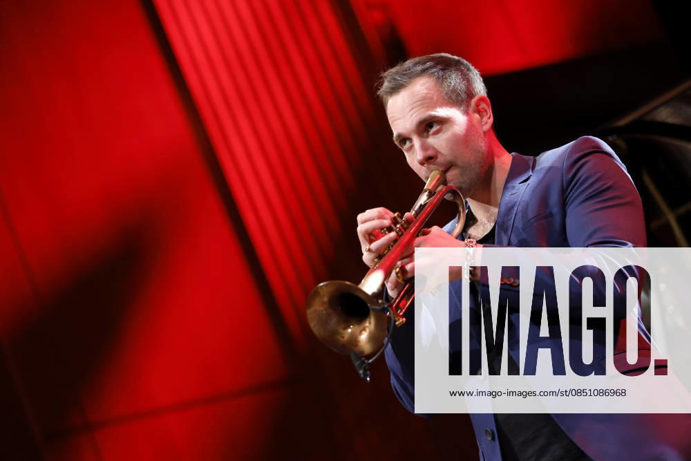 Musician Julian Wasserfuhr during his performance at the Westend event as part of Lit Cologne 2026 in the WDR Funkhaus at Wallrafplatz Cologne, 18 03 2026 NRW Germany