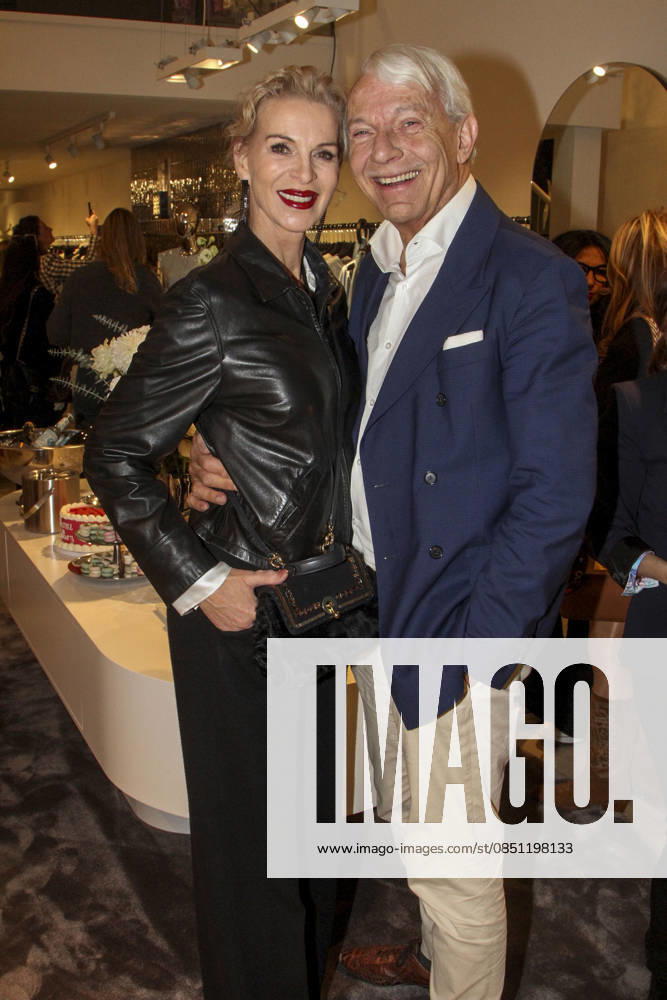 Abb Grit Weiss and Jo Groebel media expert as guests at the Riani Store Opening on Thursday 19 03 2026 in Hamburg Hamburg Germany