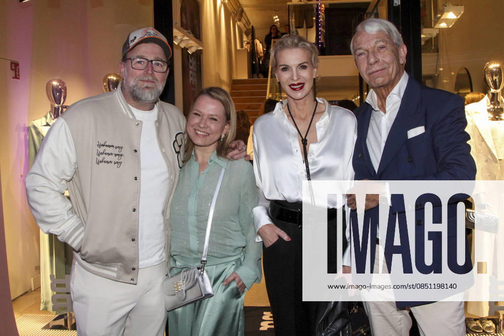 Abb Brian Bojsen, Nova Meierhenrich, Grit Weiss and Jo Groebel as guests at the Riani Store Opening on Thursday 19 03 2026 in Hamburg Hamburg Germany
