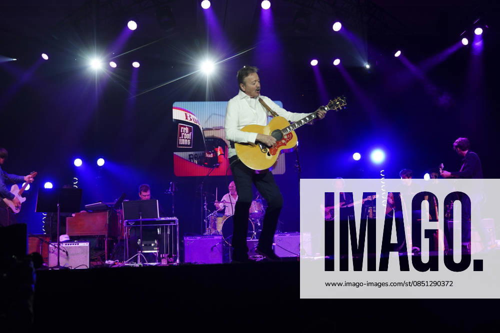 NASHVILLE, TENNESSEE MARCH 20 Mark Collie performs at the Big Machine Label Group lunch and performance during CRS 2026 at Omni Nashville Hotel on March 20, 2026 in Nashville, Tennessee Credit Mickey Bernal AdMedia 454297 2026 03 20